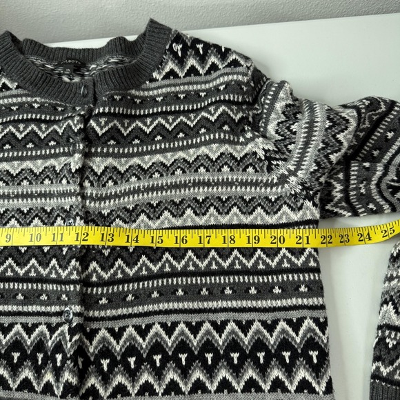 Talbots Cardigan Sweater Womens XL Gray Fair Isle Lambswool Beaded Knit - Picture 9 of 11